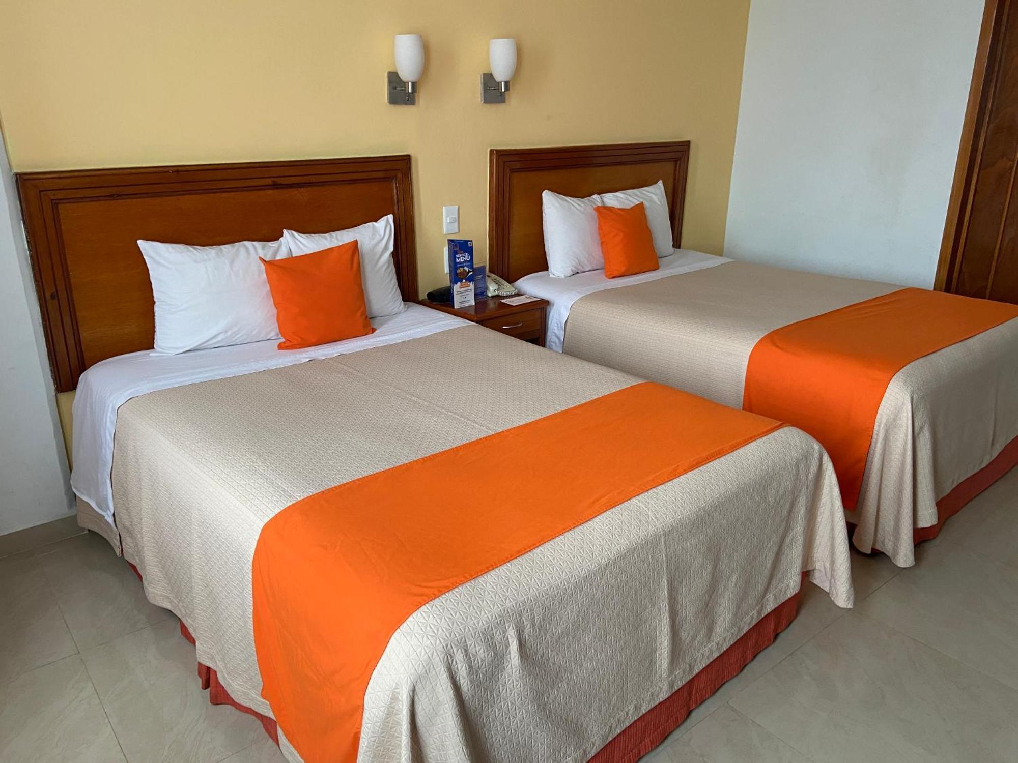 Hotel Baez Carrizal Villahermosa Exterior photo